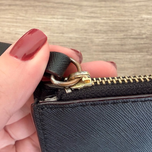 Lo & Sons Small Pouch Smartphone Wristlet Black Saffiano Leather